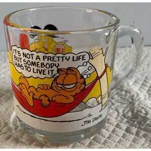 McDonald Garfield Otto United Feature Syndicate Coffee Mug 1978 It's Not a Prett